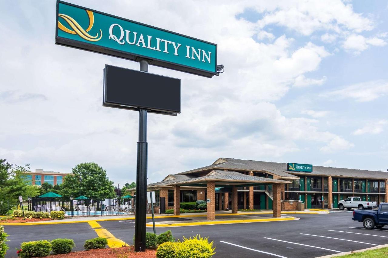 Quality Inn Manassas Bagian luar foto